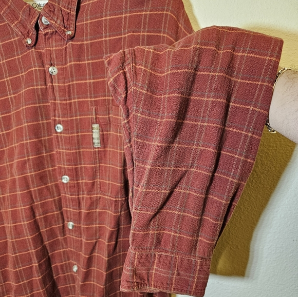 Red Columbia button up shirt flannel - Picture 3 of 14